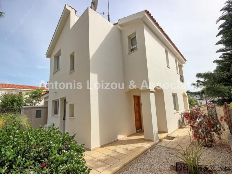 3 Bed Detached Villa Coral Bay - 2