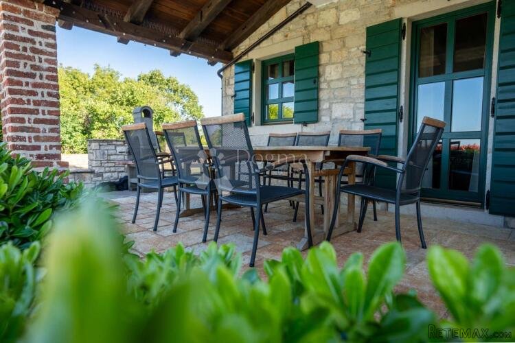 JEDNA OD 10 VILA-KOMPLEKSA-HERAKI-POREČ - 2