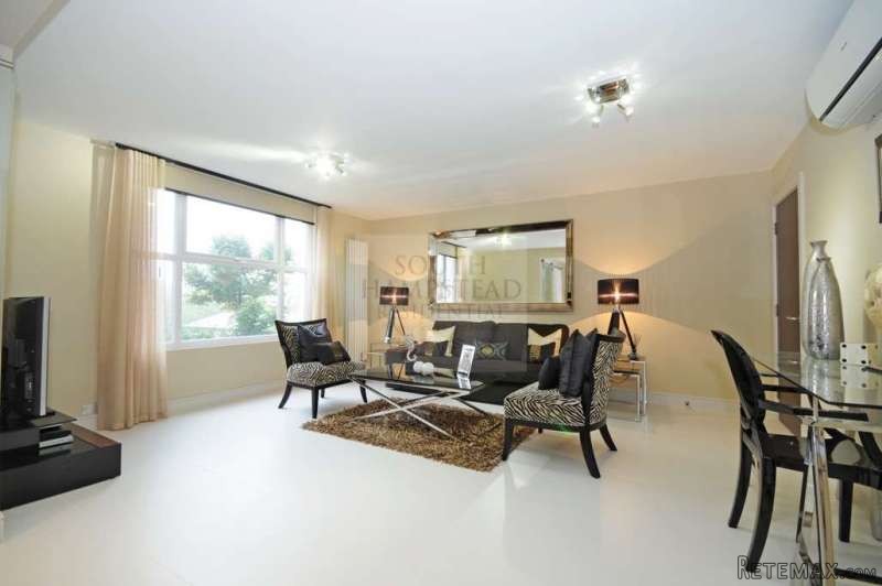 Flat 37 Boydell Court