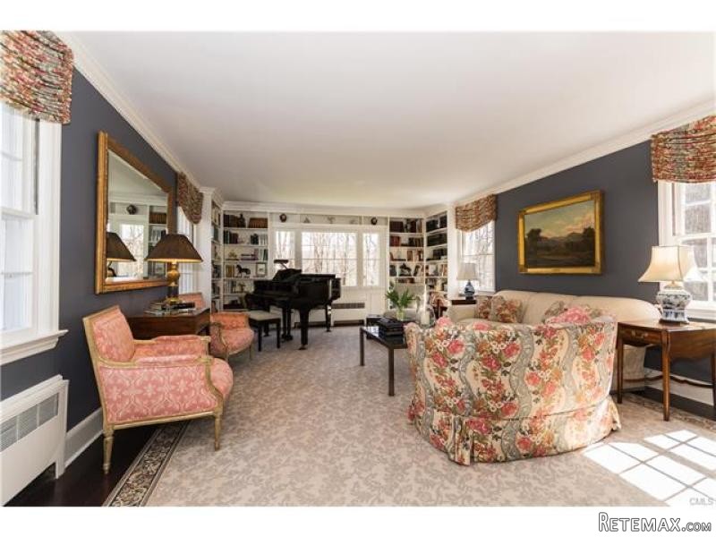 5 bedroom House For Sale: 554 VALLEY.. - 2