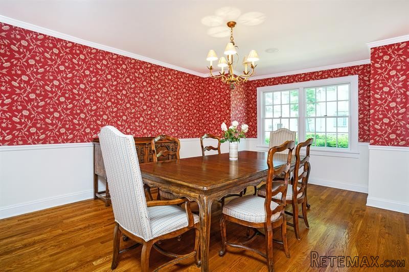 5 bedroom House For Sale: 50 Glenn Road.. - 2