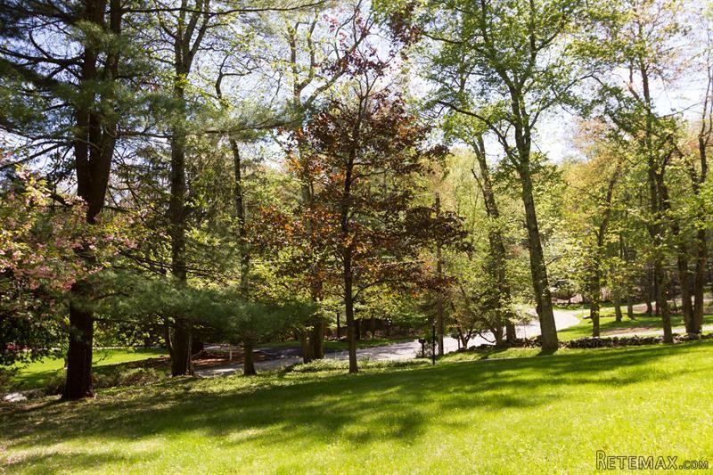 5 bedroom House For Sale: 94 Valley.. - 2