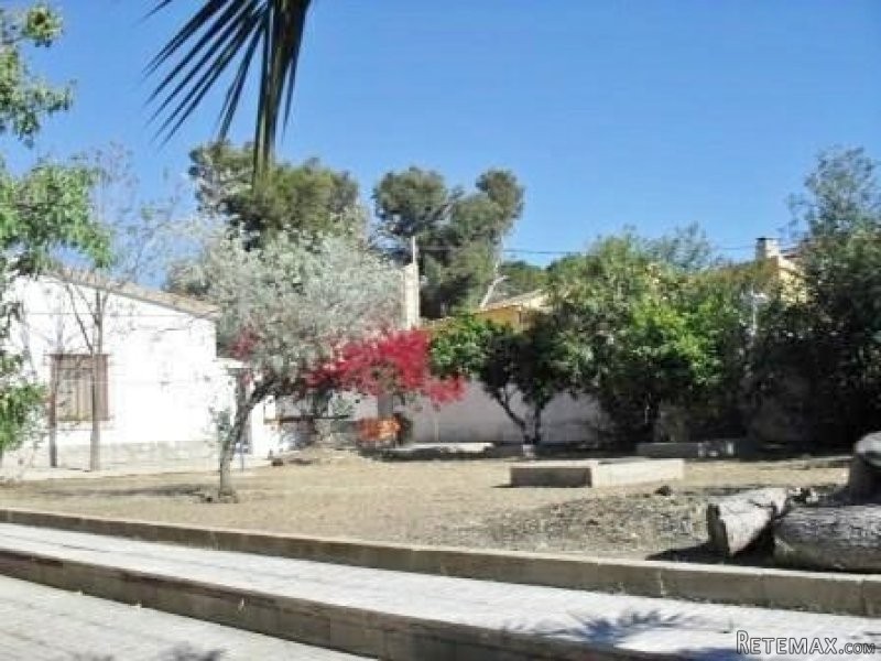 * 3 BED DETACHED BEACHSIDE VILLA - 2