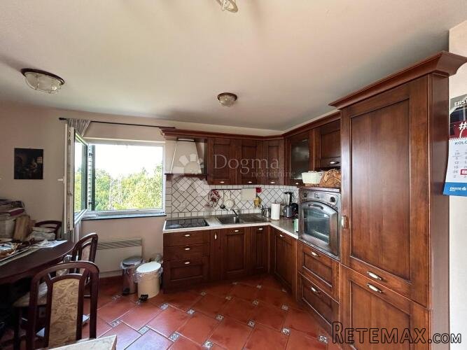 IČIĆI, stan, 98m2, BALKON S POGLEDOM - 2
