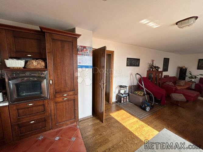 IČIĆI, stan, 98m2, BALKON S POGLEDOM - 3