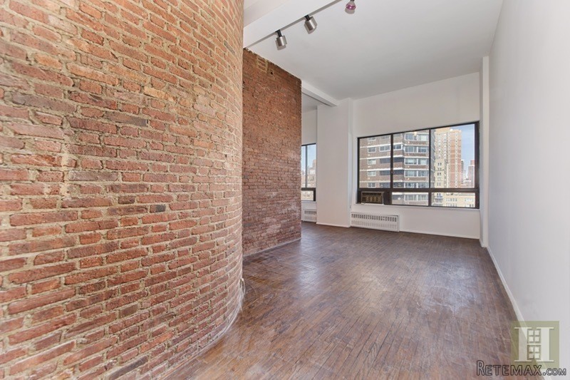 1 bedroom Apartment For Sale: 310 EAST.. - 2