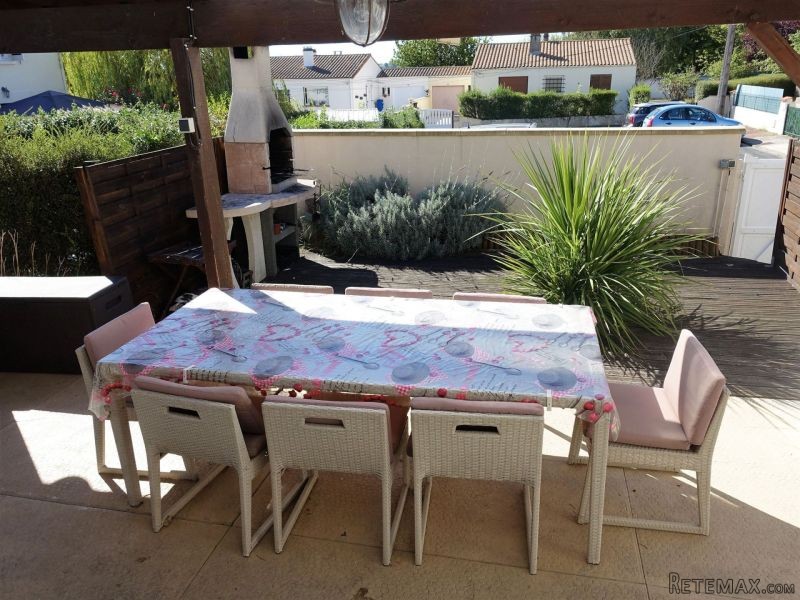 Sale House Saintes (17100) Rg