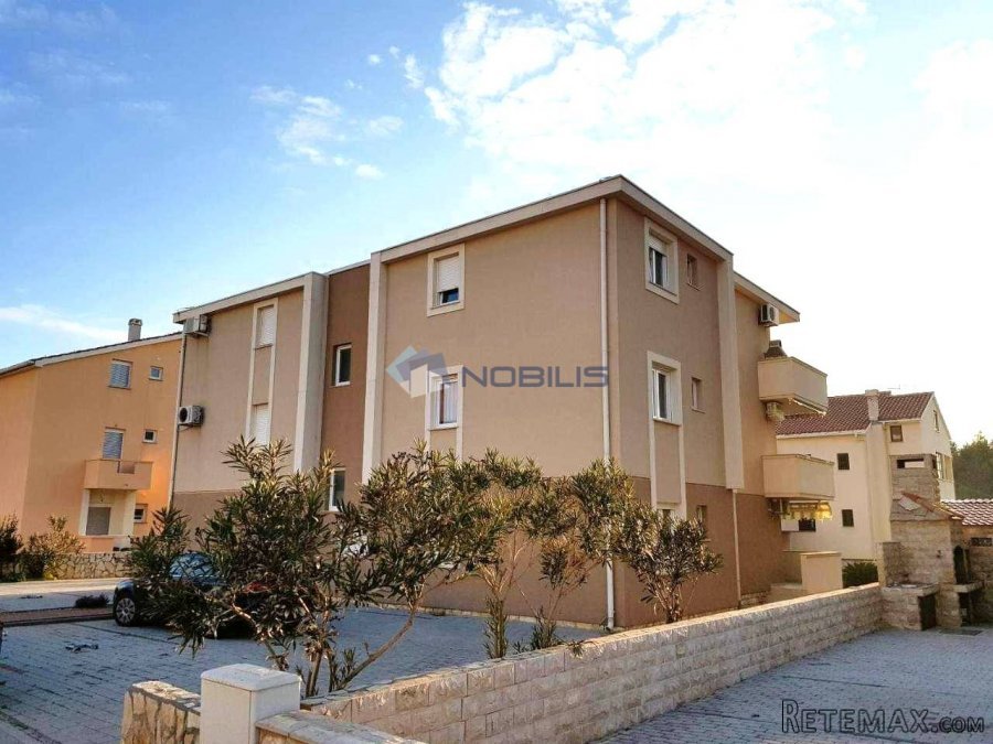 Pag (Novalja), 3-sob apartman, 47m2 + 10m2 terasa + 74m2 vrt - 11