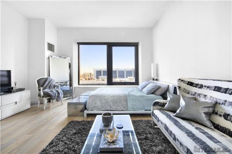 Condo - New York State - For Sale