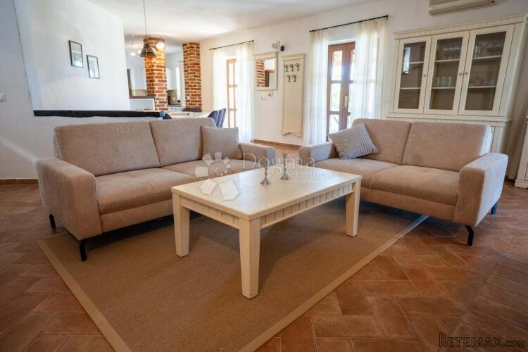JEDNA OD 10 VILA-KOMPLEKS-HERAKI-POREČ - 3