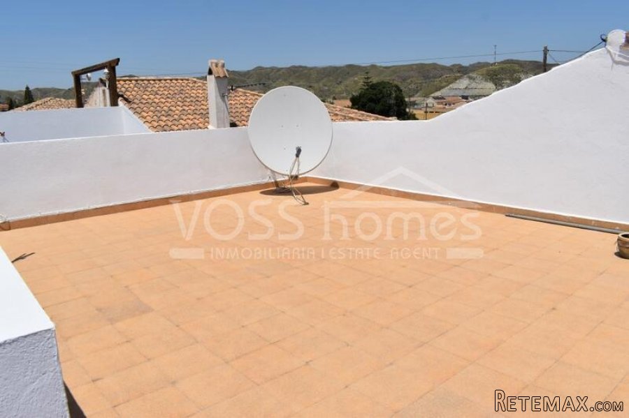 NEW & EXCLUSIVE TO VOSS HOMES - A spacious, light & airey.. - 14