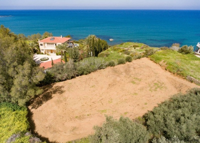 For Sale : Residential Land - Polis..