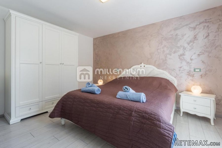 Istra, Umag, vila s bazenom i velikom okućnicom - 6