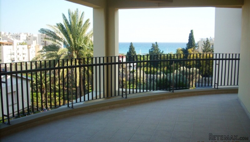 3 Bedroom Family Apt Near The Sea And..