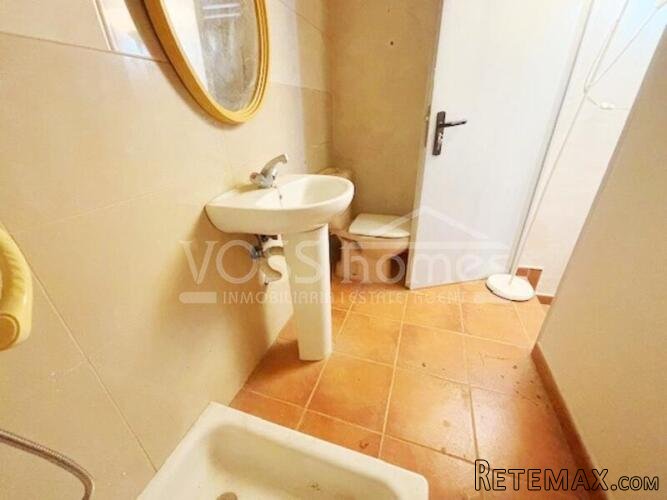 NEW LISTING TO VOSS HOMES - Two huge country houses in.. - 18