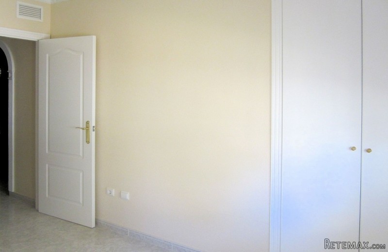 2 Bedrooms Apartment For Sale - 2