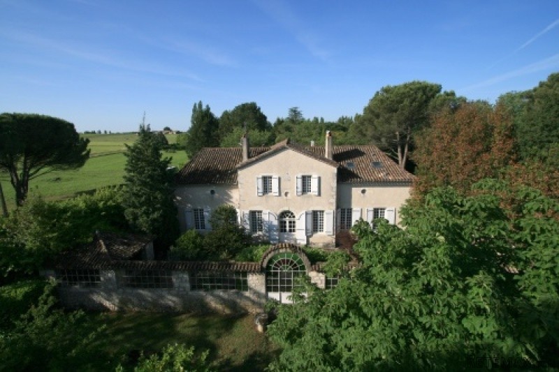 APS1976 REDUCED SUBSTANTIALLY Manor..