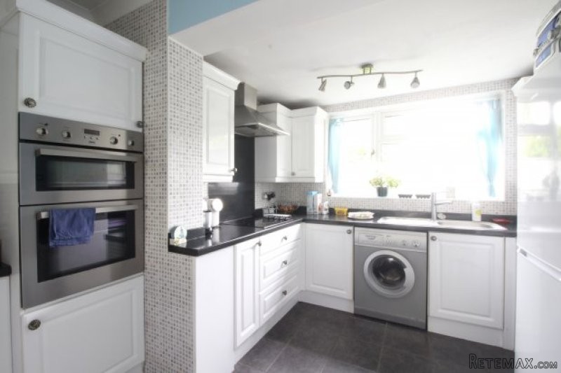 2 bedroom, End Of Terrace House house.. - 2