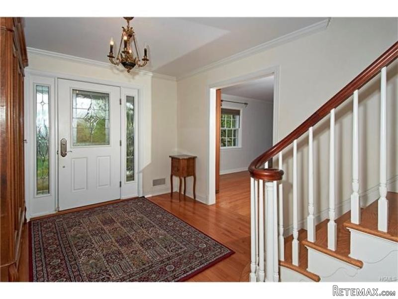 5 bedroom House For Sale: 93 Taylor.. - 2