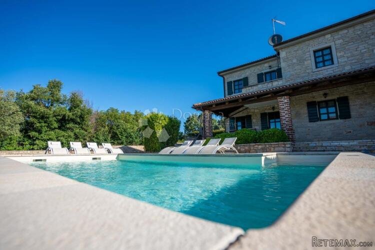 JEDNA OD 10 VILA- KOMPLEKSA-HERAKI-POREČ - 2