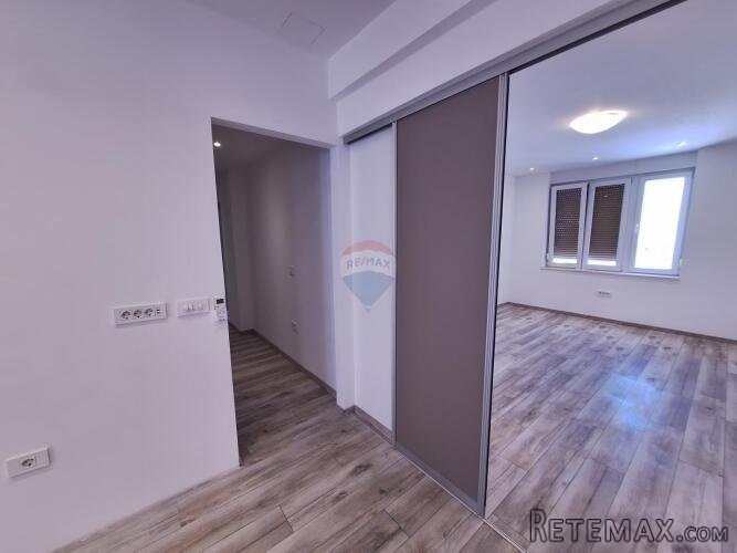 Pula centar - kompletno renoviran dvosobni stan - 2