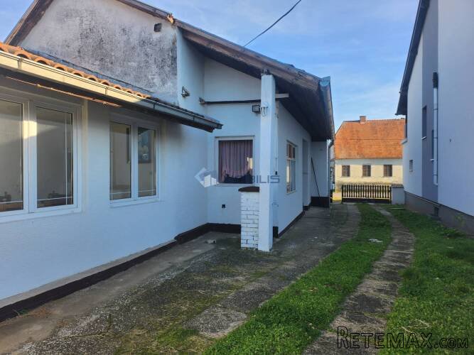 Kuća, Pitomača, centar, PRILIKA! - 3