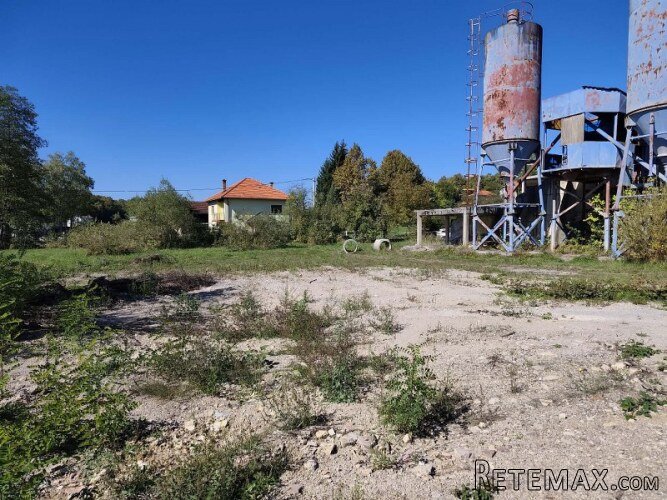 Industrijsko zemljište sa objektima Cazin - 13