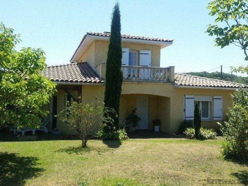 Quality Villa, Views, Charming Garden