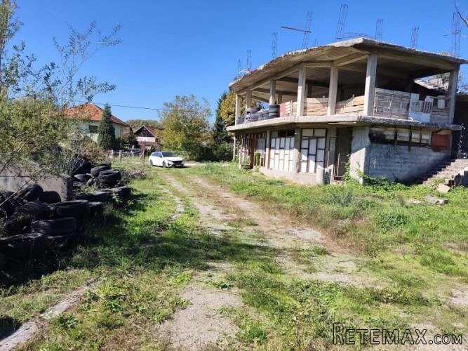 Industrijsko zemljište sa objektima Cazin - 15