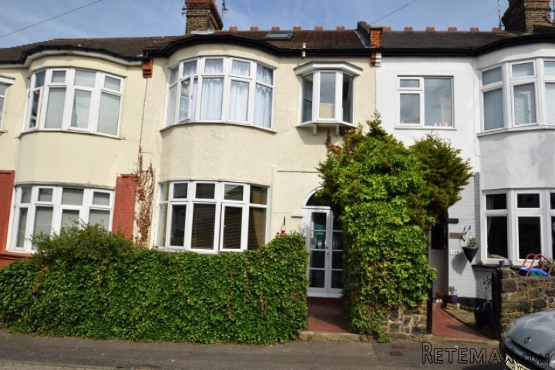 Fairmead Avenue, Westcliff on Sea, SS0..