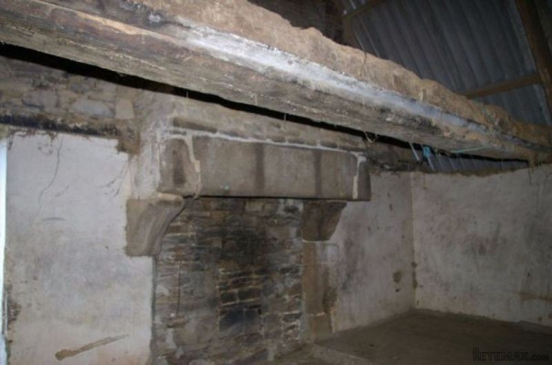 Stone Barn To Renovate - 2