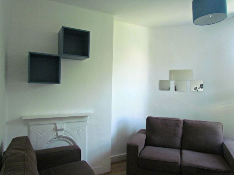 Single with double bed near Turnpike.. - 2