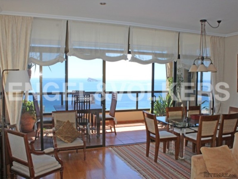 Spectacular Apartment With Sea Views