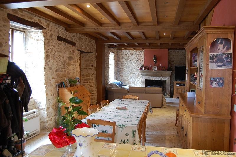 7 Bed Modern Stone House With Garage..