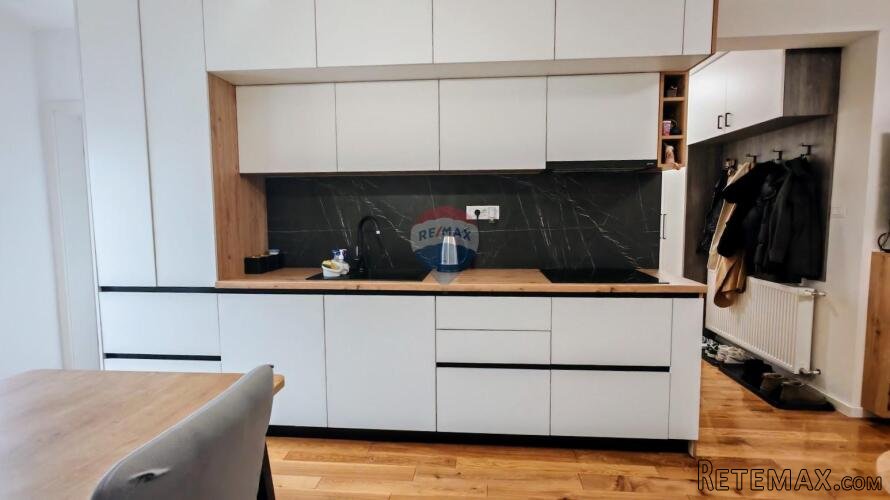 Zagreb, Voltino - trosoban novouređen stan 51m2 - 2