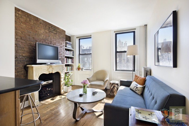 2 bedroom Apartment For Sale: 504 EAST..