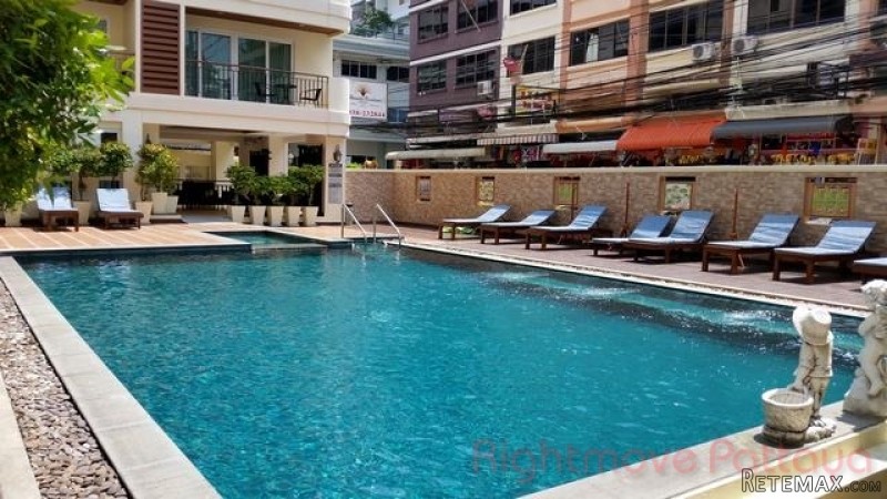 1 Bedroom Condo for sale in Jomtien -..