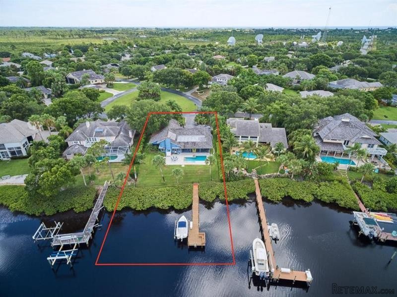 3 bedroom Residence For Sale: Tequesta..
