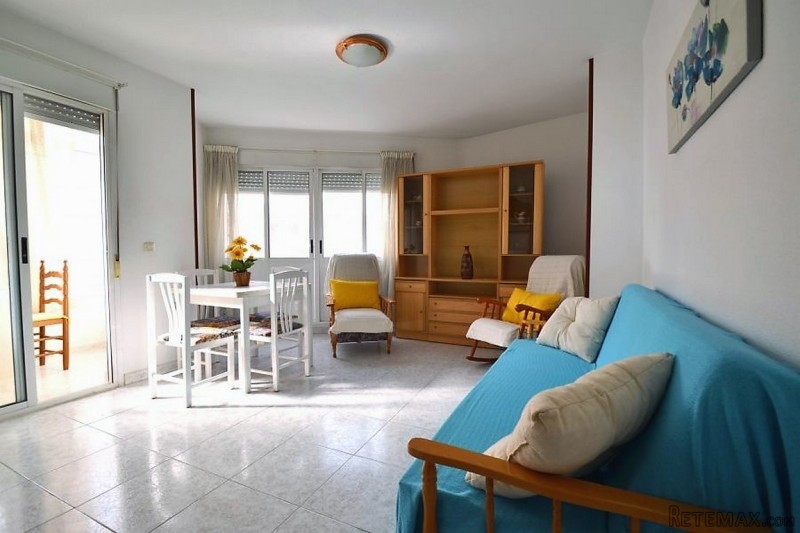 2 bedroom, 1 bathroom Apartment, (build..