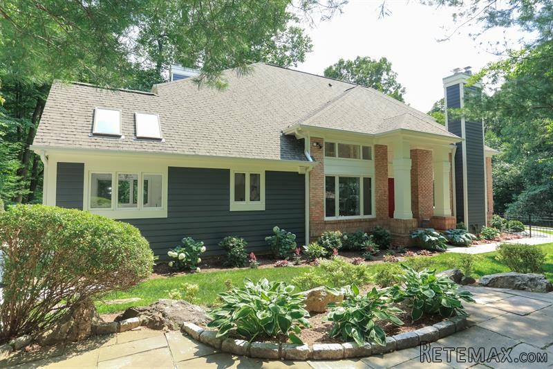 4 bedroom House For Sale: 24 Old Mill.. - 2