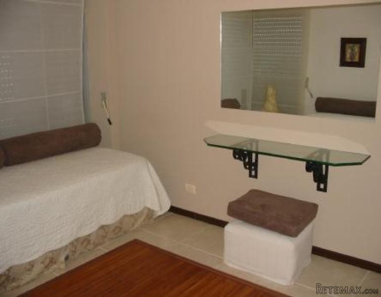Bedroom Apartment - For Sale - Mansa - 2