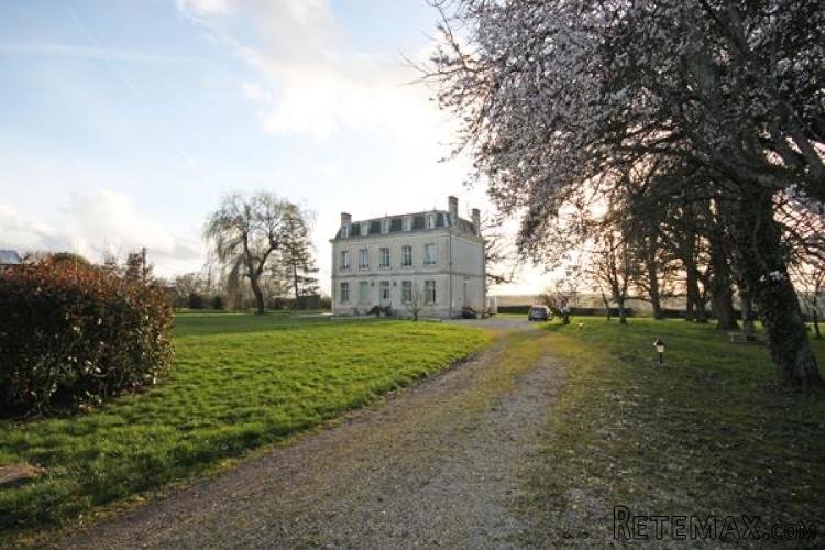 Charroux (86) - Elegant manoir, beautifully restored offering 7.. - 2