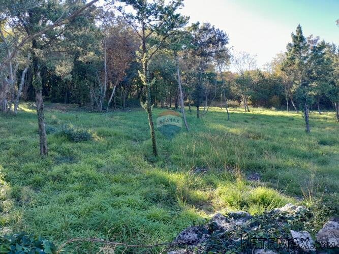 Istra,Rakalj,građevinsko zemljište 2136 m2