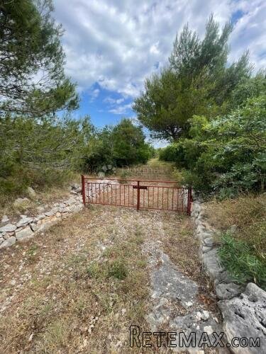VODICE - građevinsko zemljište na atraktivnoj lokaciji - 3
