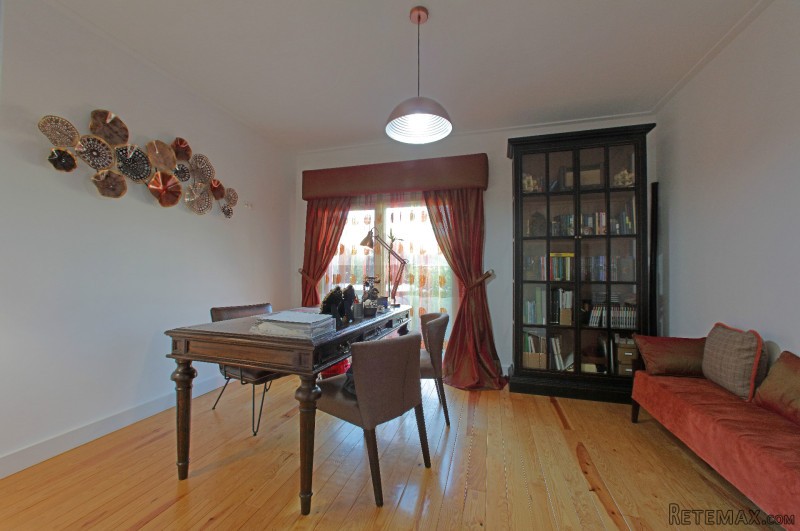 Semi-detached house T6+1 - 2