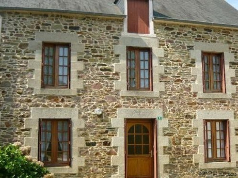 Village property, 3 bedrooms, garden
