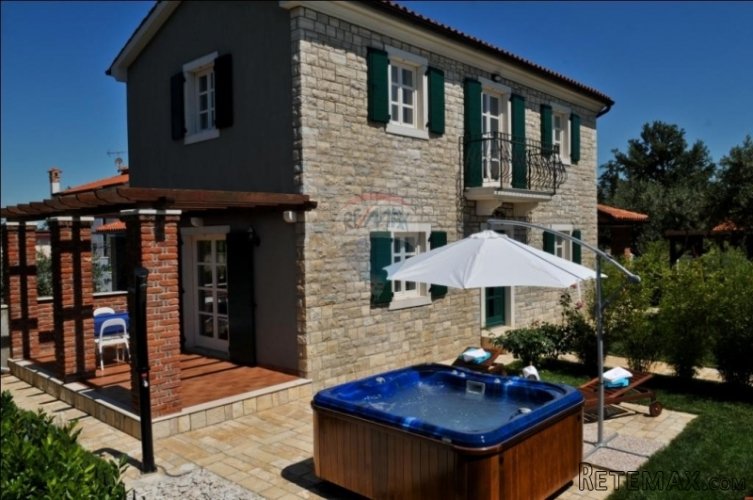 Mediteranska kuća s vanjskim jacuzzijem 3km od Poreča - 2