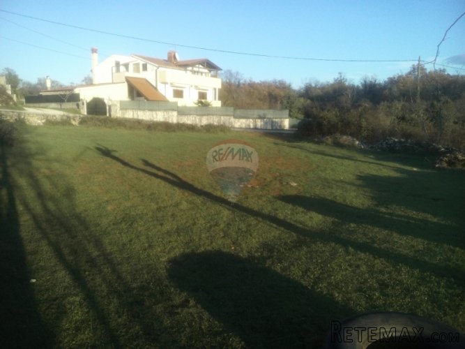 ISTRA, PREKRASNO ZEMLJIŠTE U UNUTRAŠNJOSTI - 3