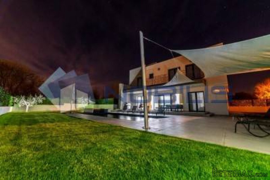 Poreč, okolica, vila s bazenom - 10