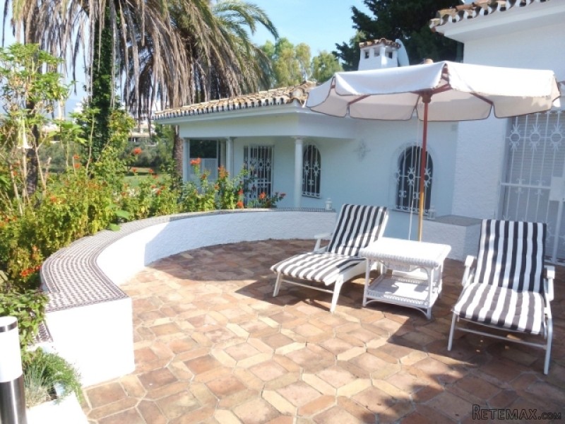 5 Bedroom Villa For Sale Situated In.. - 2